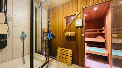 Freistehendes 4.5-Zimmer-Einfamilienhaus mit Pool, Sauna, Wintergarten, Doppelgarage & Aussicht 1/5