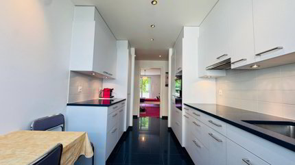 Gepflegte 3.5-Zimmerwohnung in Binningen mit Lift, 12 m² Balkon und eigenem Waschturm 1/5