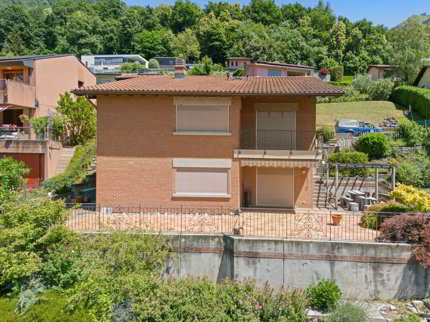 Maison de 6 pièces en vente à Rovio - 140 m² 1/5