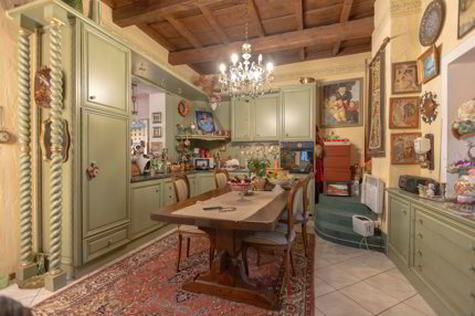 ROMANTICA VILLA STORICA 6.5 LOCALI CON CORTE A BRISSAGO 1/5