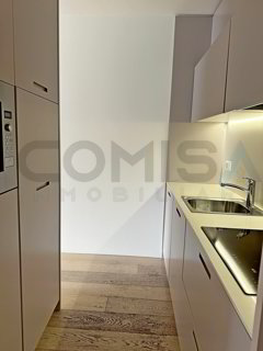 Appartement de 2 pièces en location à Via... - 70 m² 1/5
