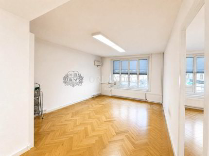 Bureau de 3 pièces en location à Genève - 54 m² 1/5