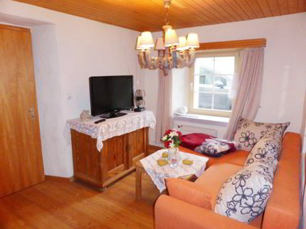 Zweifamilienhaus mit 2½-Zimmer-Wohnung und 3½-Zimmer-Wohnung 1/5