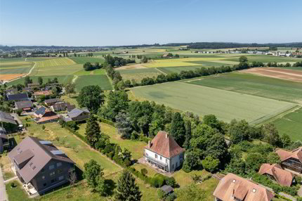 Villa de 7.5 pièces en vente à Münchringen - 250 m² 1/5