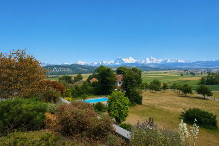 GROSSEN IMMOBILIEN - Exklusives 5.5-Zimmer-Terrassenhaus mit Panorama auf Aaretal und Berner Alpen 1/5