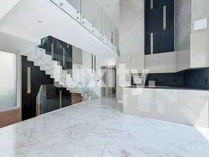 Maison individuelle de 7 pièces en location à Cologny - 300 m² 1/3