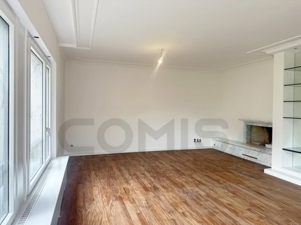 Duplex de 10.5 pièces en location à Via ... - 403 m² 1/5