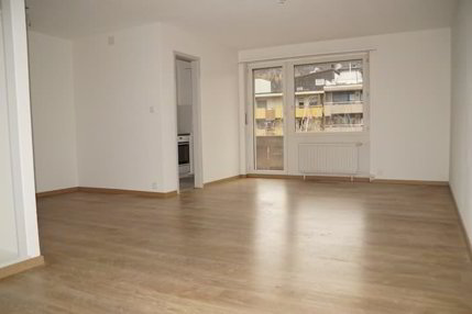 Zu vermieten 2 1/2 Zimmerwohnung an der Neumarktstrasse 46 1/5