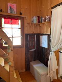 Chalet de 1.5 pièces en location à St-Luc - Réf 23170125 1/5
