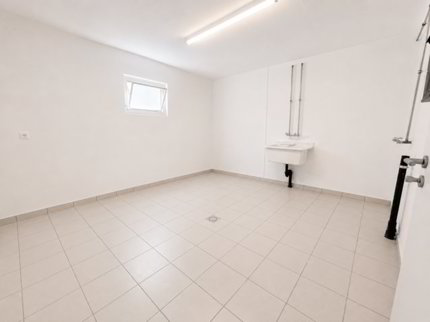 Local de 20 m2 à Givisiez 1/5