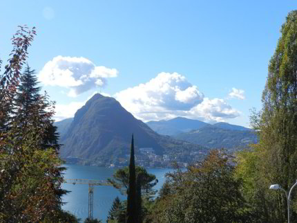 VIGANELLO Haus zum Renovieren mit Baugrundstück Seeblick 1/1