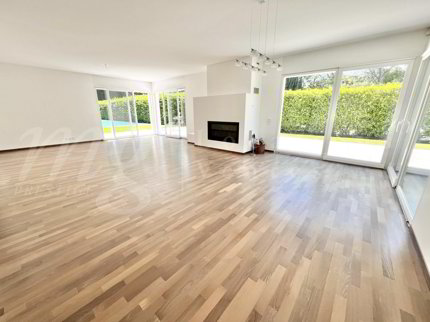 Maison individuelle de 8 pièces en vente à Vandoeuvres - 300 m² 1/5
