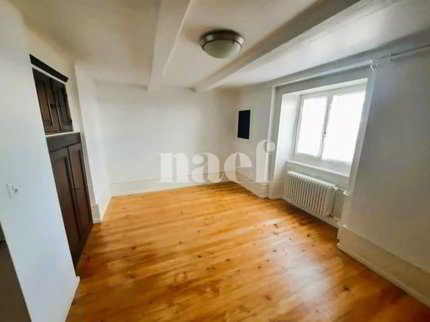 Charmant appartement de 3.5 pièces avec jardin privatif à Montmollin 1/5