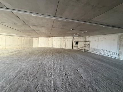 Surface de stockage à louer à Neuchâtel-Serrières 1/3
