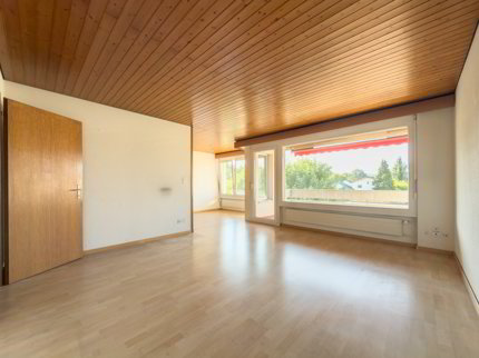 Gemütliche 4.5 Zimmer-Wohnung an ruhiger Lage mit Hobbyraum, Garage und viel Gestaltungspotenzial Kopie 1/5
