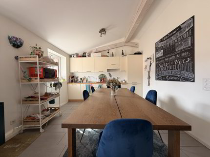 MELIDE · UNA CASA, UNA CANTINA STORICA E UNA COLLEZIONE DI VINI CHE RESTA 1/5
