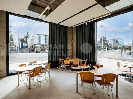 Restaurant de 336 m² avec deux terrasses et dépôt à Charmilles, Genève 1/5