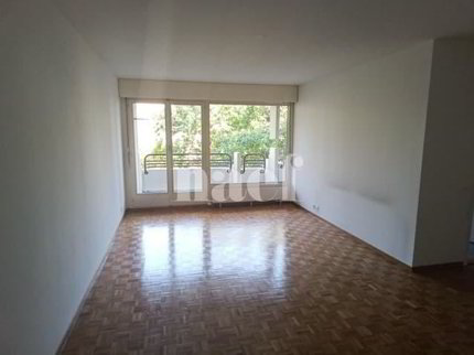 Appartement 4 pièces avec grand balcon ! 1/5