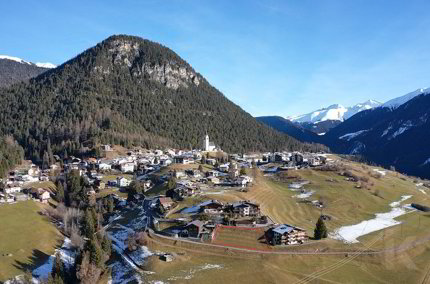 Traumhaftes Grundstück an toller Aussichtslage im Albulatal- Schmitten 1/5