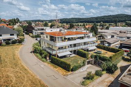 4.5-Zimmerwohnung in ruhiger Umgebung mit Blick ins Grüne 1/5