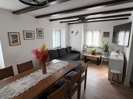Charmante maison avec extérieur au coeur d'Aproz 1/5