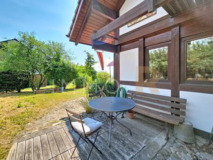 Geräumiges Doppelhaus 1/5