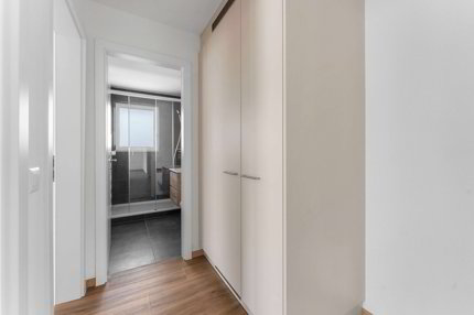 4-Zimmer-Wohnung im Hochparterre mit Balkon zu vermieten 1/5