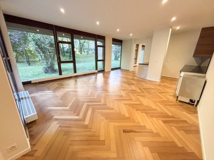 Ch. de la Petite-Boissière 40, Spacieux appartement de 4 pièces entièrement rénové 1/3