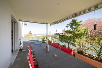 Grosszügige Minergie-Wohnung mit 31 m² Terrassenfläche nahe Zürich 1/5