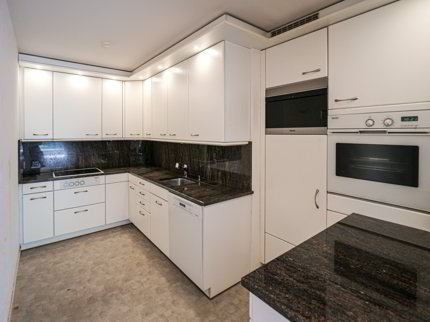 Haus mit Gemeinschaftspool in gepflegter Umgebung 1/5