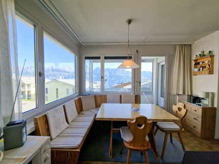Sonnige 3.5-Zimmer Ferienwohnung - Einzigartige Aussicht, erstklassige Lage 1/5