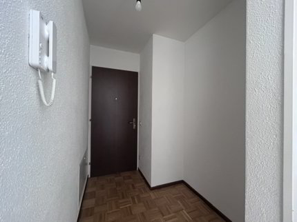 APPARTAMENTO 4.5 LOCALI LUMINOSO E CON AMPI BALCONI 1/5