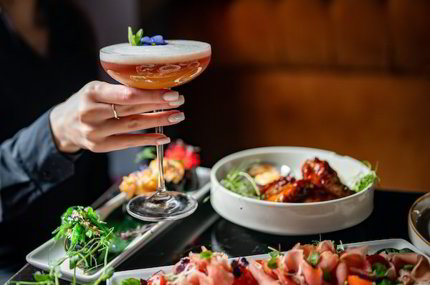 ST-MAURICE : MAGNIFIQUE CAFÉ & BAR À LOUER 1/1