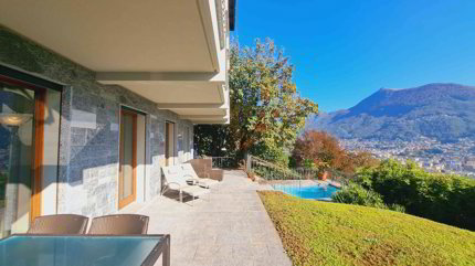 Villa con piscina a Massagno 1/3