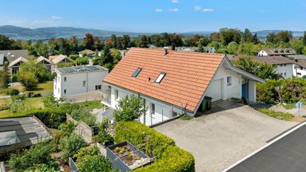 7-Zimmer-Einfamilienhaus mit Einliegerwohnung in Dürnten kaufen 1/5