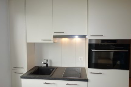 Neu Moderne 1.5 Zimmerwohnung in Lyss 1/5