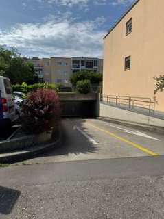 Einstellhallenplatz in Orpund zu vermieten 1/1