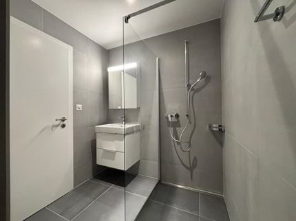 2190 - Studio neuf au rez-de-chaussée 1/5
