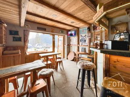 Charmant bar et petite restauration à vendre. 1/5