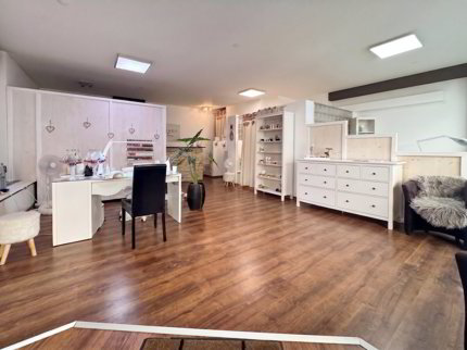Boutique à vendre avec grande surface à Aigle 1/5