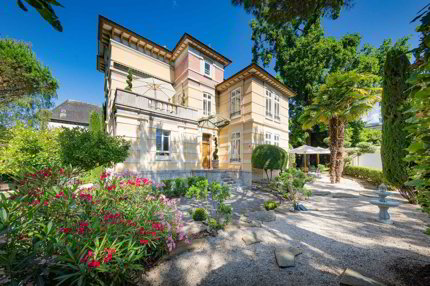Propriété de prestige à deux pas du lac 1/5