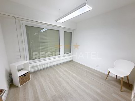 Ideal gelegene Gewerbefläche nur wenige Schritte vom Bahnhof entfernt 1/5
