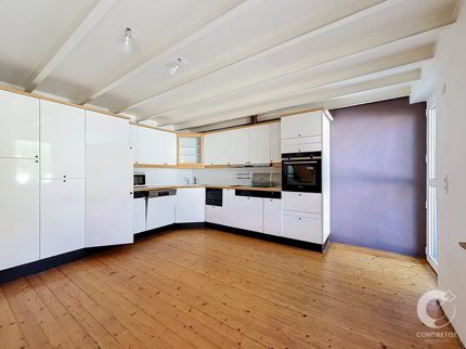 Maison pleine de charme au fort potentiel 1/5