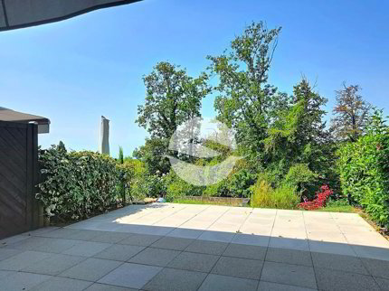 Charmante Villa mit Garten und schöner Aussicht 1/5