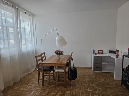 Appartement de 2 pièces à Thônex. 1/5