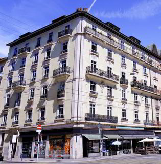 Bel appartement 2.5 pièces 1/1