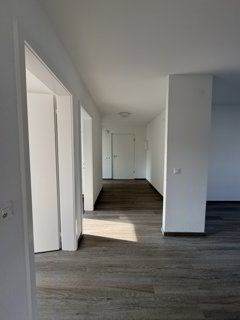 Moderne Wohnung in unmittelbarer Nähe zum See 1/5