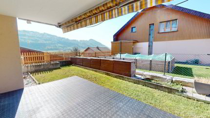 Sonnige 4.5- Zimmer Wohnung an ruhiger Lage 1/5