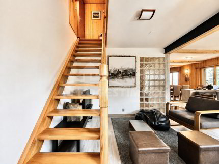 WUNDERSCHÖNES 6.5-ZIMMER-DUPLEX DIREKT AN DEN PISTEN 1/5