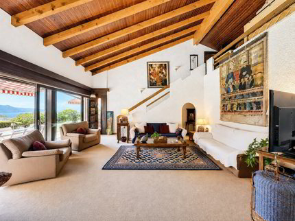 Villa exceptionnelle avec vue sur le lac et les Alpes dans un cadre préservé 1/5